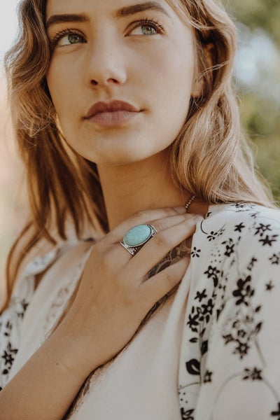 Oval Turquoise Stone Floral Engraved Silver Ring