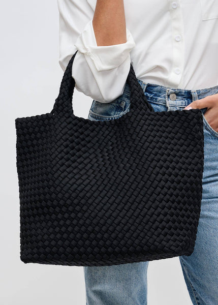 Sky's The Limit - Medium Tote in Black