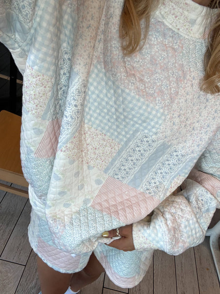 Shades Of Blue Quilted Pastel Mock Neck Sweatshirt