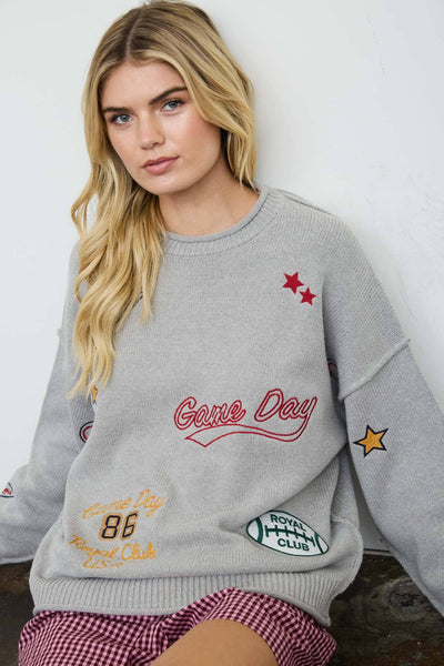 GAME DAY EMBROIDERED CREW NECK KNIT SWEATER: OATMEAL