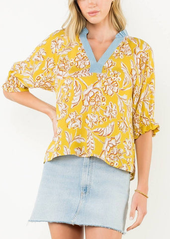 You're So Golden Contrast Trim Top by THML