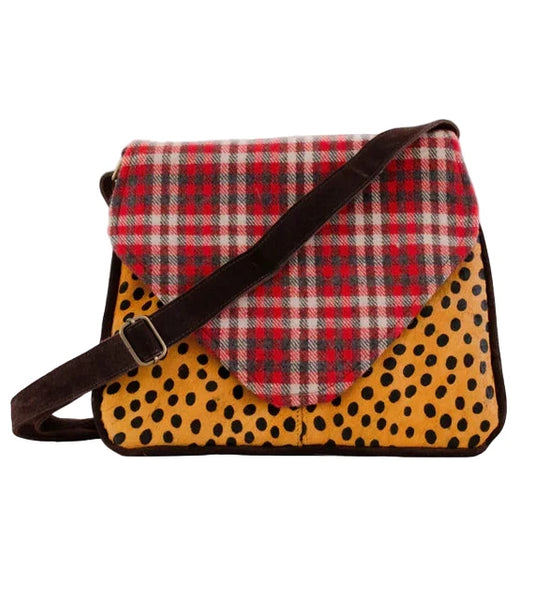 Leopard and plaid crossbody with two inside pockets.