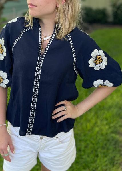 Daisy Embroidered Puff Sleeve Top