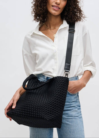 Sky's The Limit - Medium Tote in Black