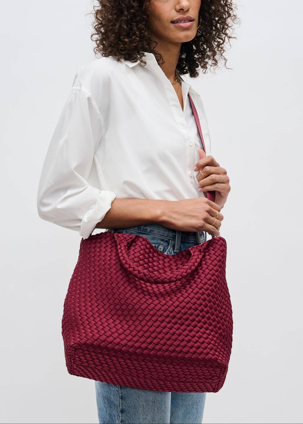 Sol and Selene Sky's The Limit - Medium Tote Bag in Wine