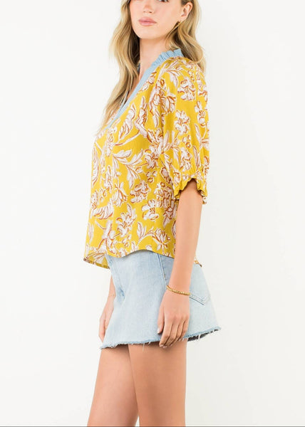 You're So Golden Contrast Trim Top by THML
