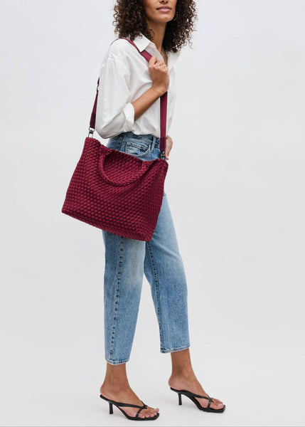 Sol and Selene Sky's The Limit - Medium Tote Bag in Wine