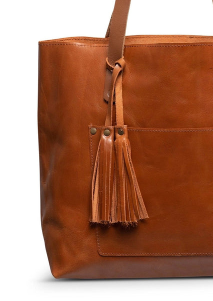 Classic Leather Tote in Hazelnut Brown