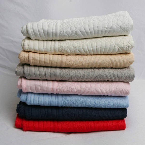Pink Quilt: Baby Quilt (36" x 46")