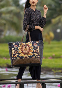 Back in Stock! Black Fern Weekender Carpet Bag