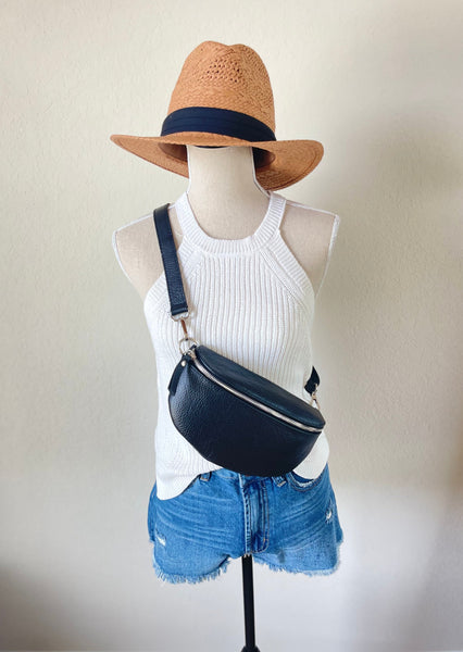Travel Companion Leather Cross-body Sling Bag in Black